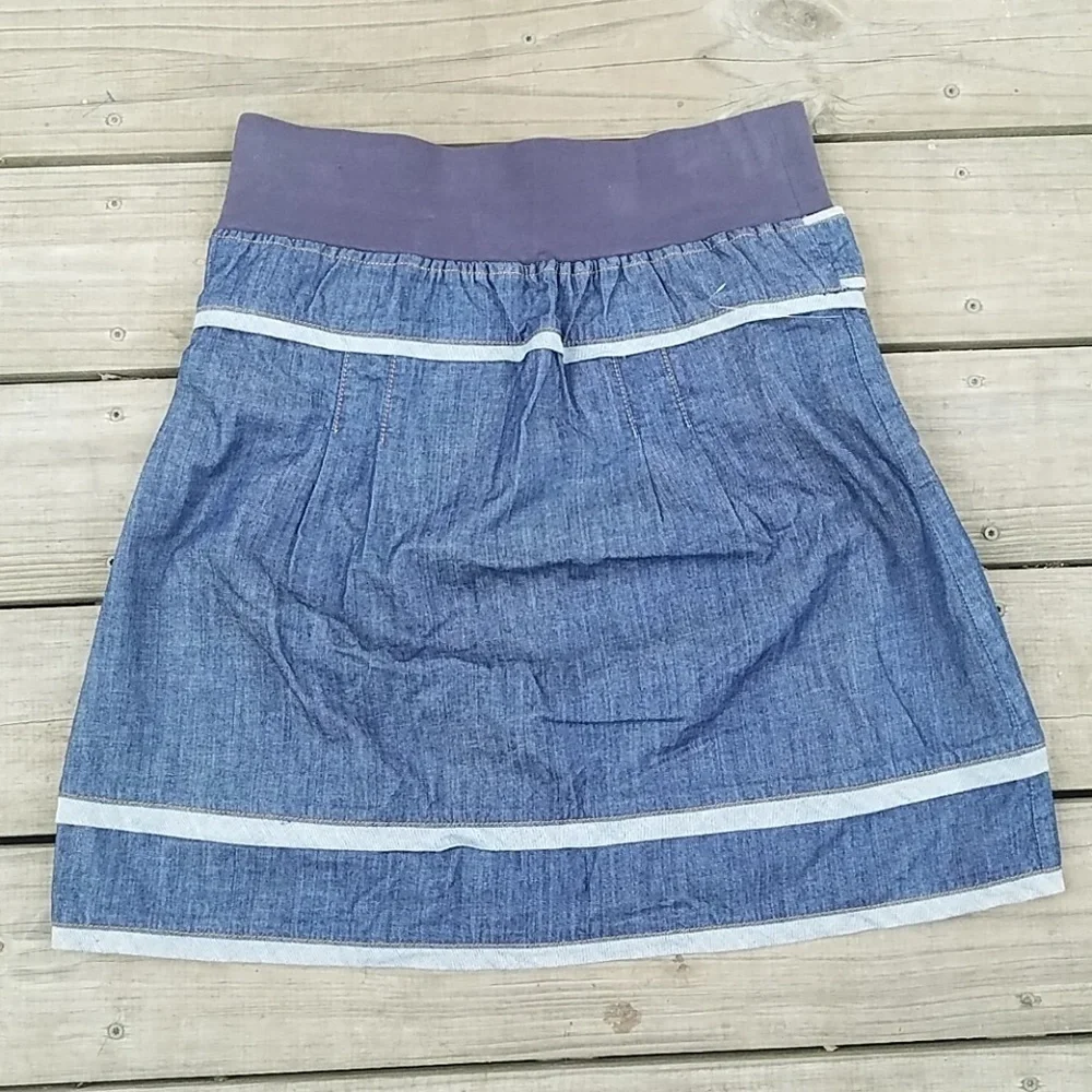 ❤United colors of benetton Jean skirt size small